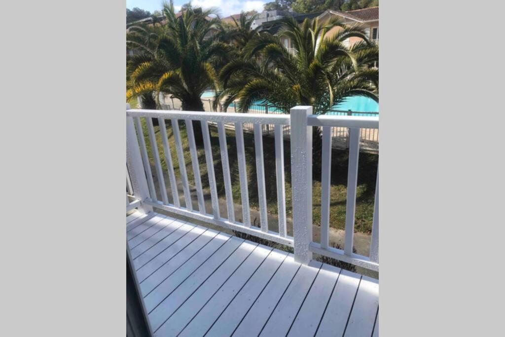 Appartement Residence Avec Piscine A Anglet Limite Biarritz エクステリア 写真